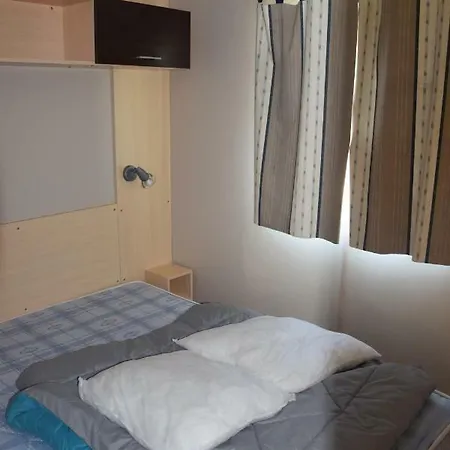 6 Personnes Campsite Mazeres (Ariege)